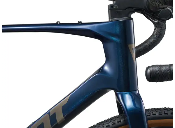 Giant Revolt Advanced Pro 1 gravel bike Ocean Twilight
