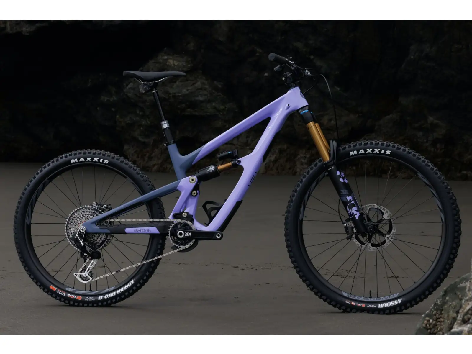 Ibis HD6 GX T-Type AXS mountain bike lavender