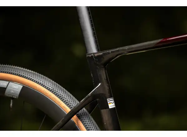 Superior XR 9.9 GR gravel bike Matte Carbon/Gloss Red
