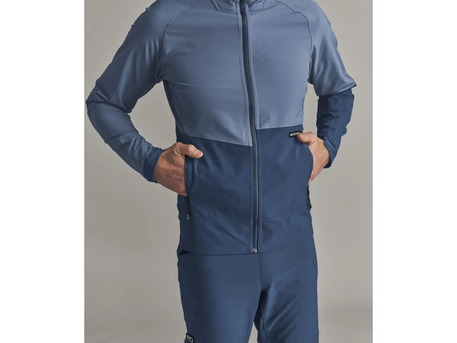 Ortovox Venet Softshell Hooded Jacket men's softshell jacket with hood Light Nunatak