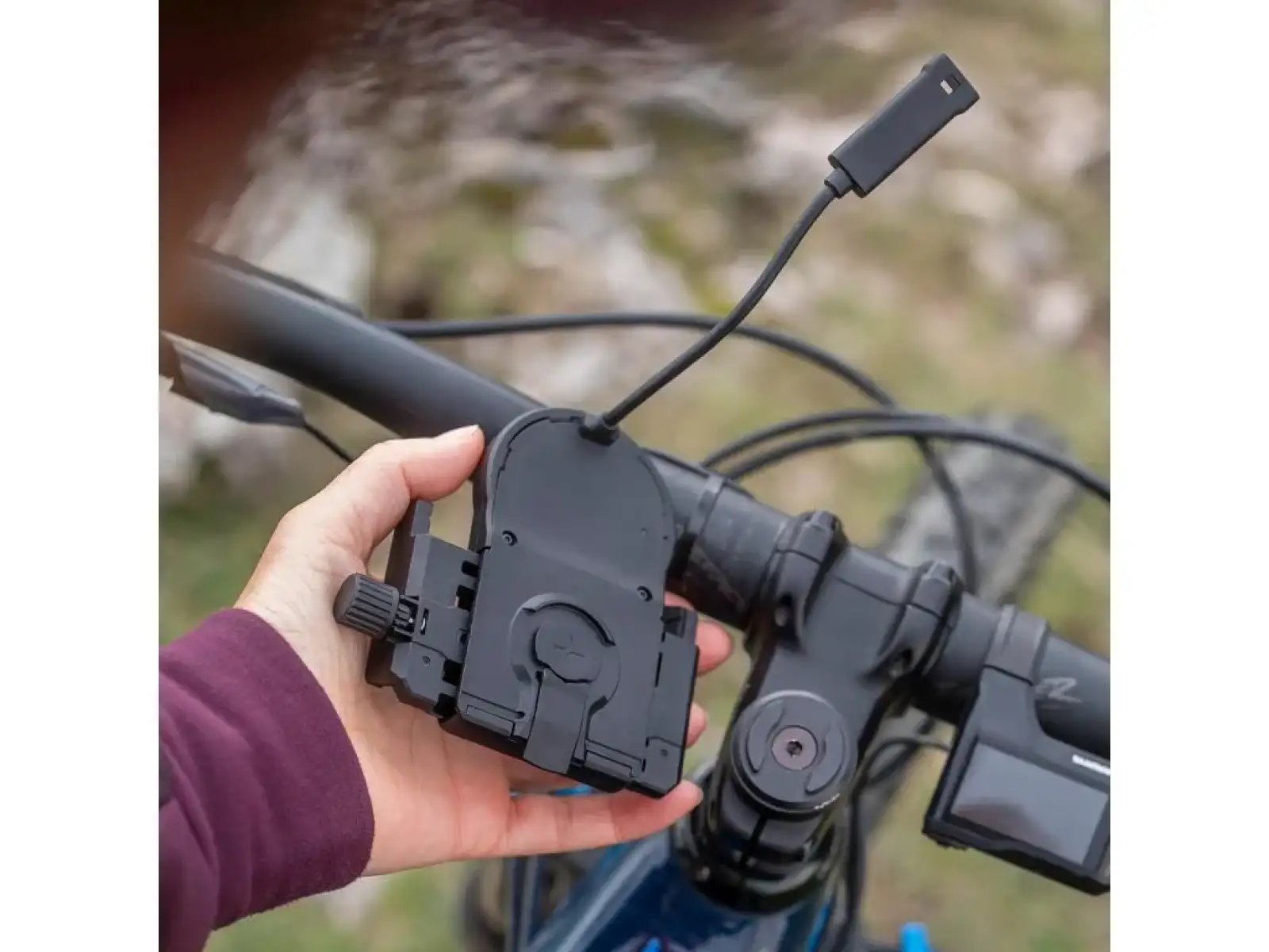 SP Connect Universal Charging Phone Clamp SPC+ universal charging holder