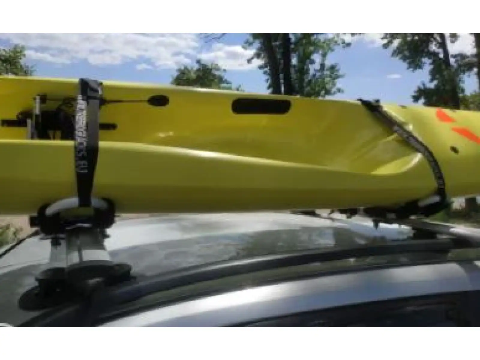 TreeFrog adapter roof rack for kayak