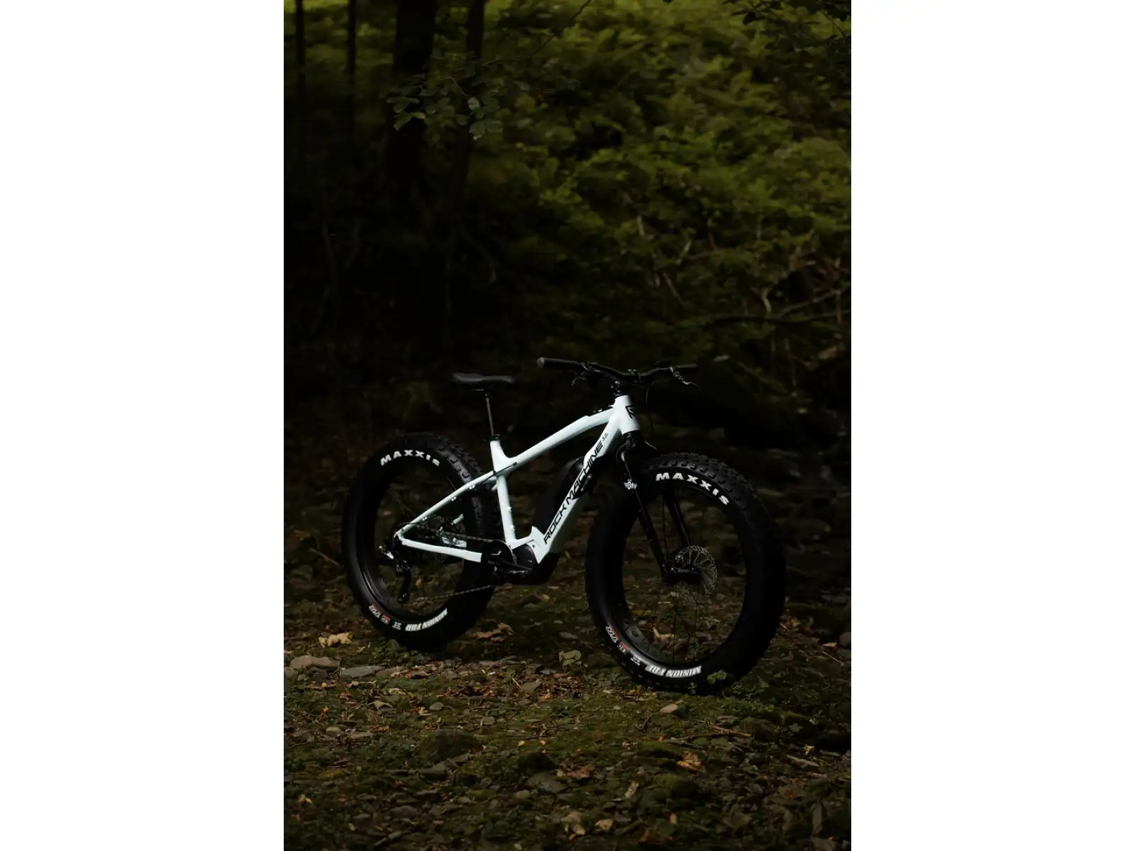 Rock Machine VYÖRY e50 S fatbike e-bike Gloss White/Black SAMPLE