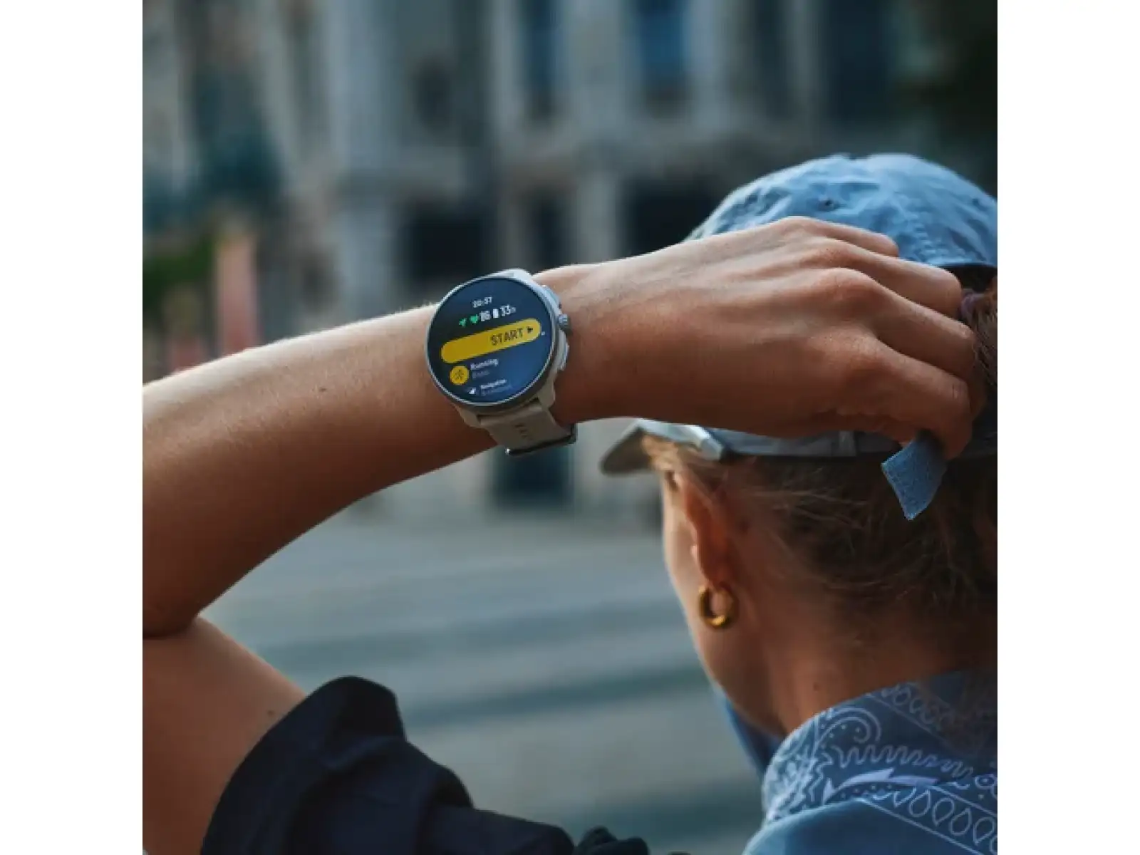 Suunto Race 2 smart watch Feather Gray