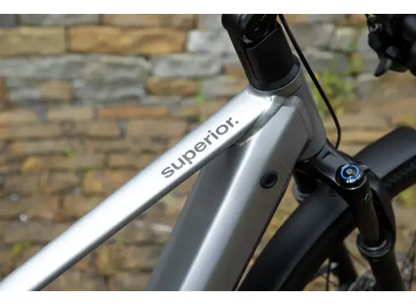 Superior eBLOX 6.5 city e-bike Matte Dark Chrome/Black
