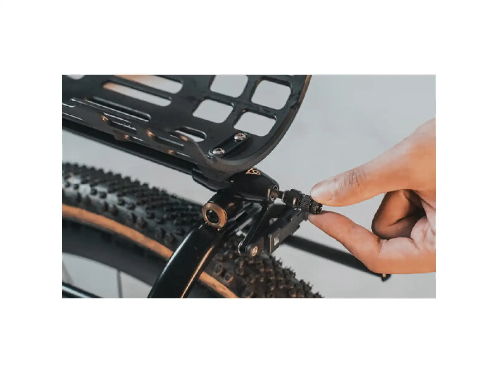 Topeak U-SHELL holder for Zi:RAK ESSENTIAL