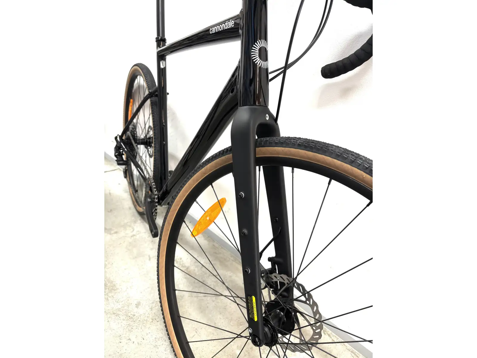 Cannondale Topstone 4 gravel bike Black SAMPLE