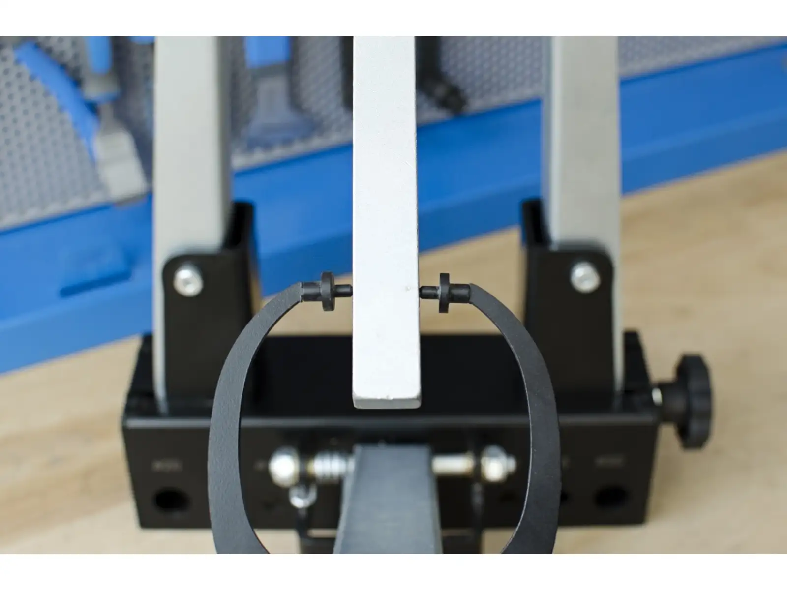 Unior calibration tool 2 for dishing truing fork