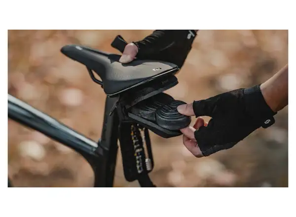 Topeak Elementa Seatbag w Essential Tools saddle bag with tools