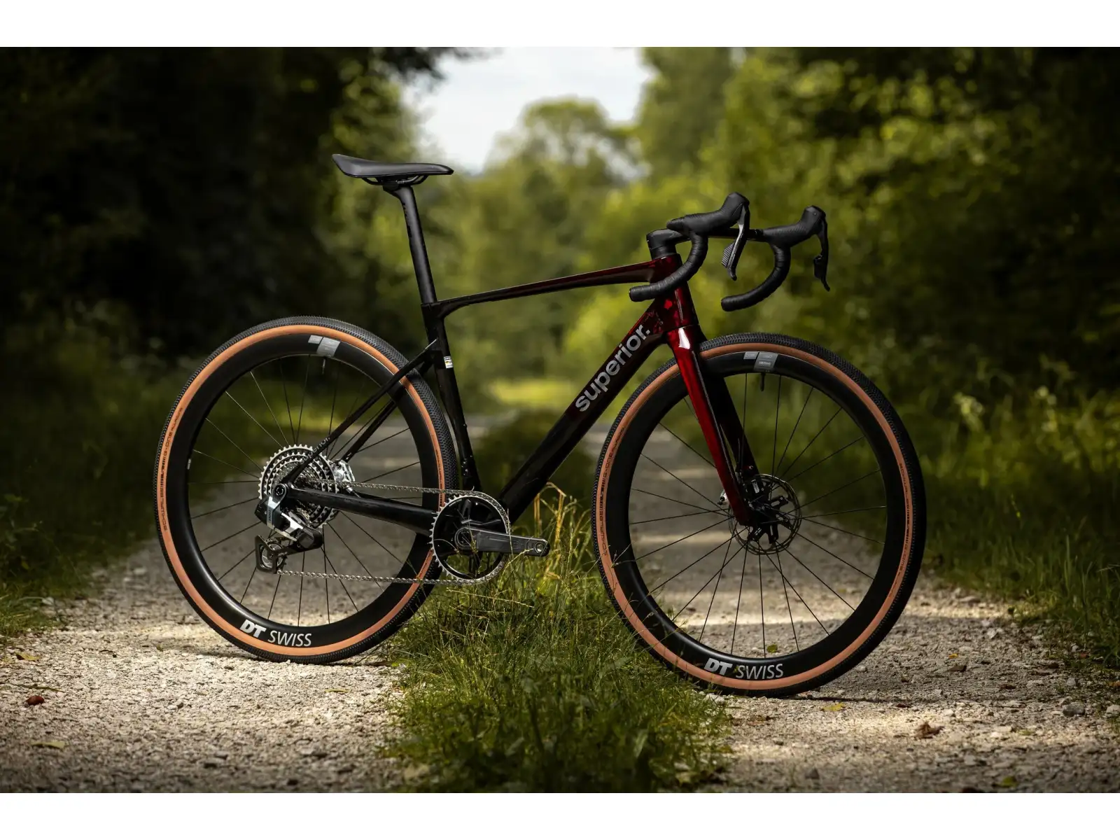 Superior XR 9.9 GR gravel bike Matte Carbon/Gloss Red