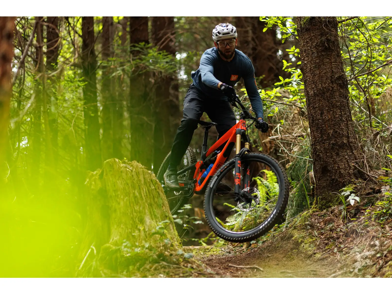 Ibis HD6 Eagle 90 full-suspension mountain bike Orange