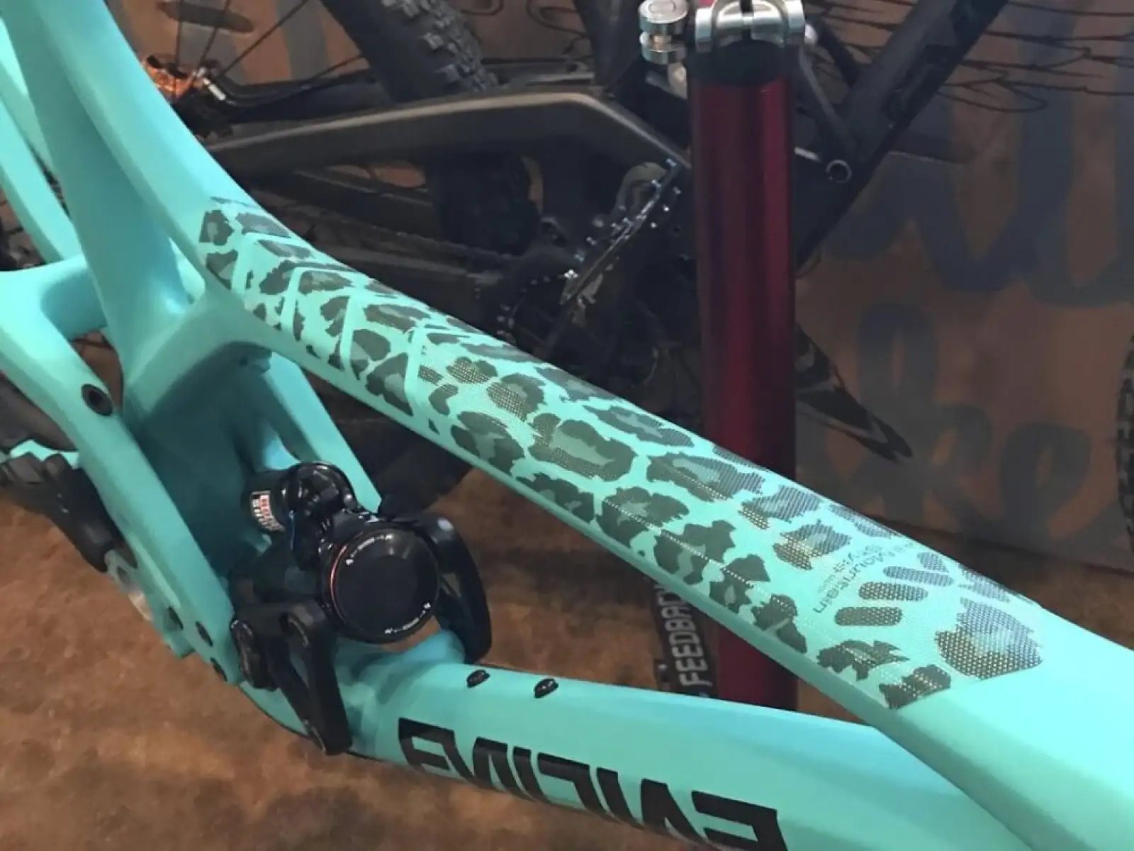 All Mountain Style frame protection decals basic Clear/Cheetah