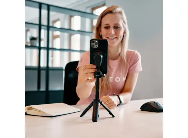 Fidlock Vacuum tripod and selfie stick
