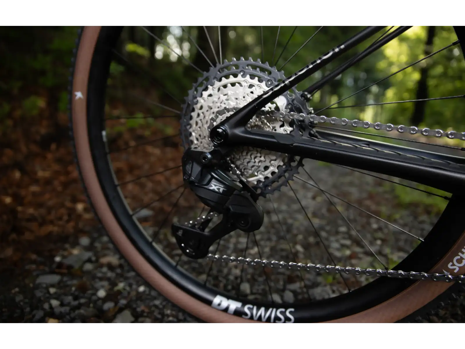 Superior XP 9.8 mountain bike Matte Carbon/Dark Chrome