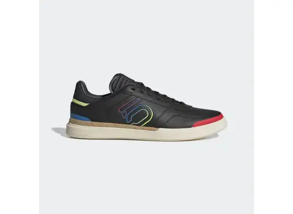 Five Ten Sleuth DLX men's shoes Core Black/Carbon/Wonder White