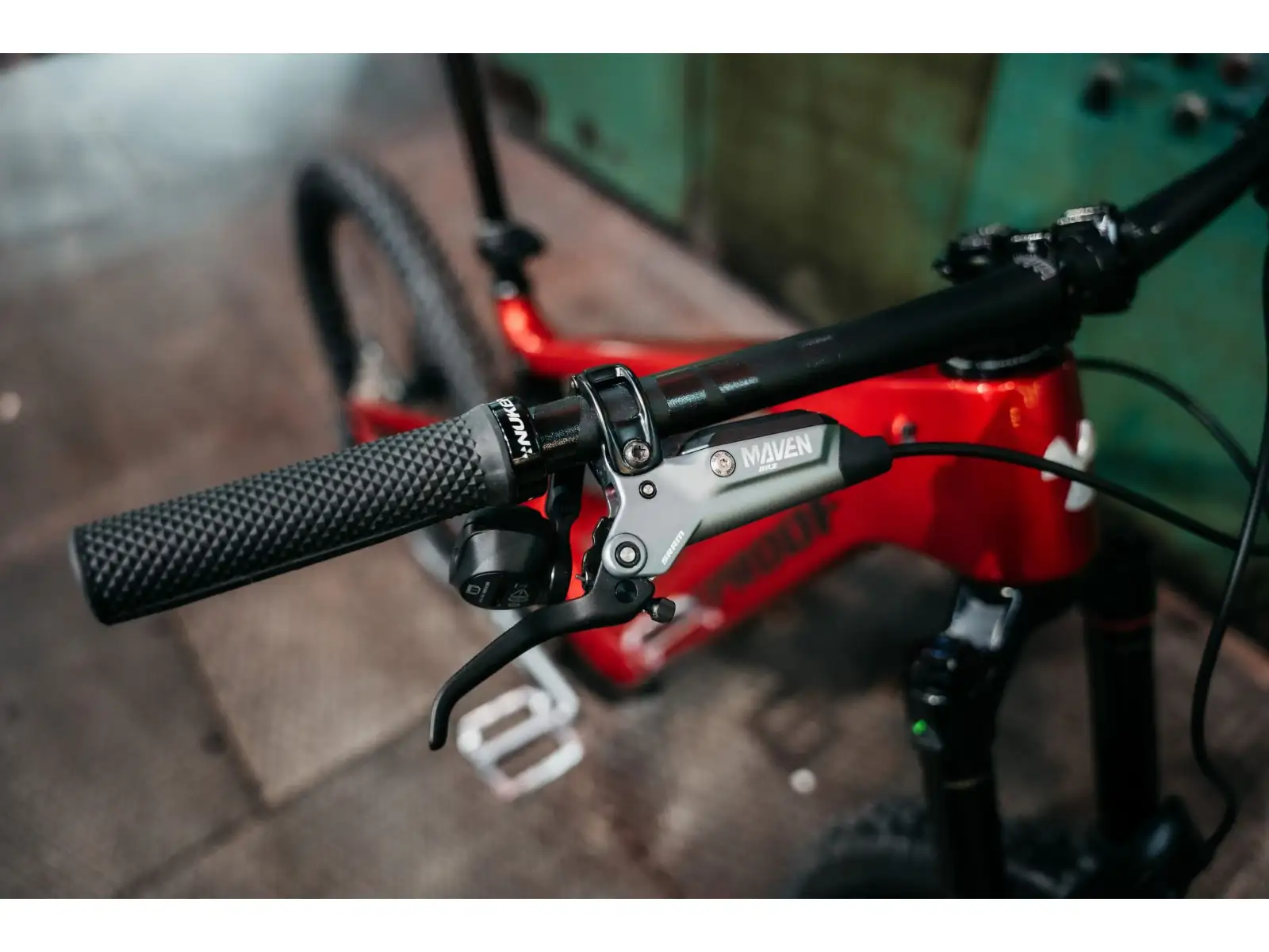 Nukeproof Megawatt Carbon Pro 297 T-GX full-suspension e-bike Red
