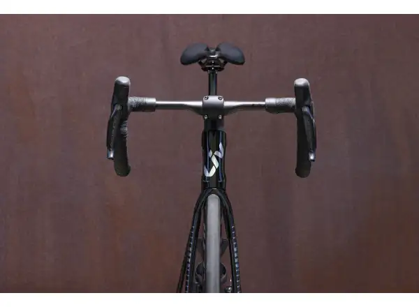 Liv EnviLiv Advanced Pro women's road bike Carbon