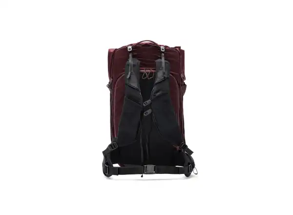 Peak Design Outdoor Backpack 45L Eclipse backpack