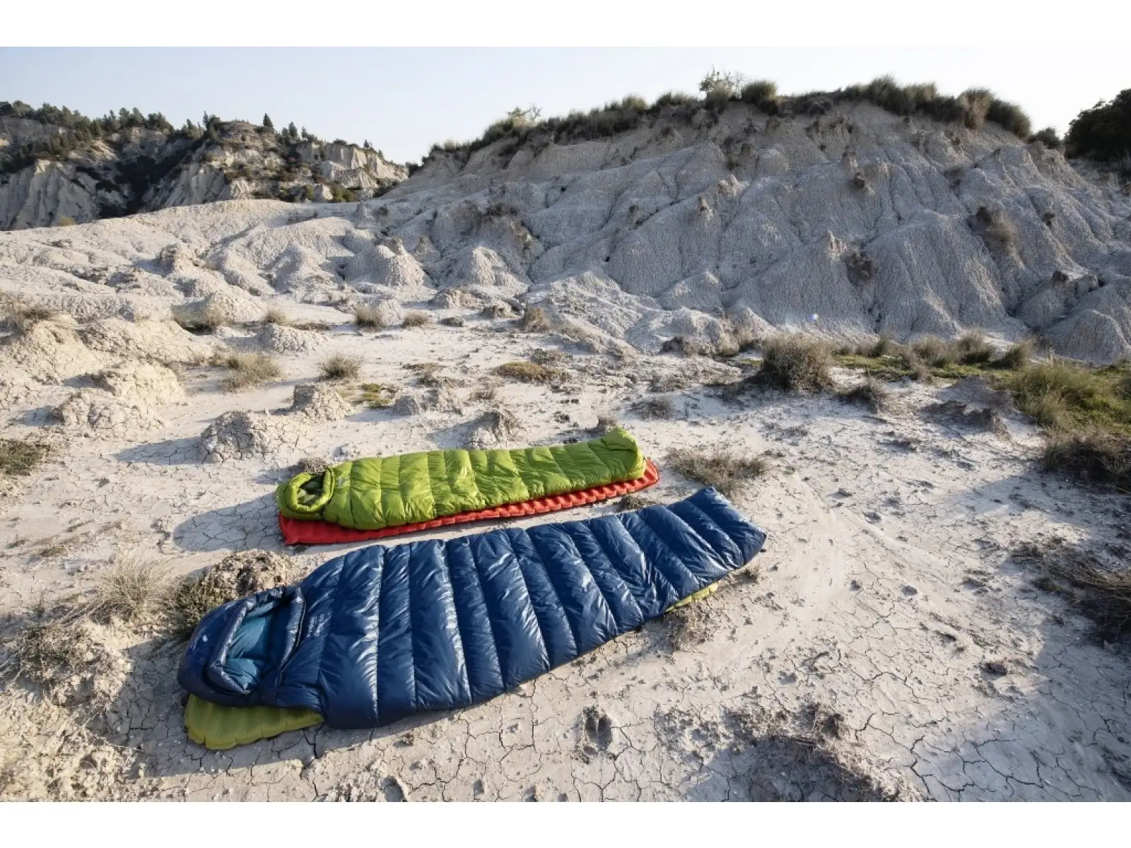 Pinguin Lava 350 sleeping bag 195 cm green left