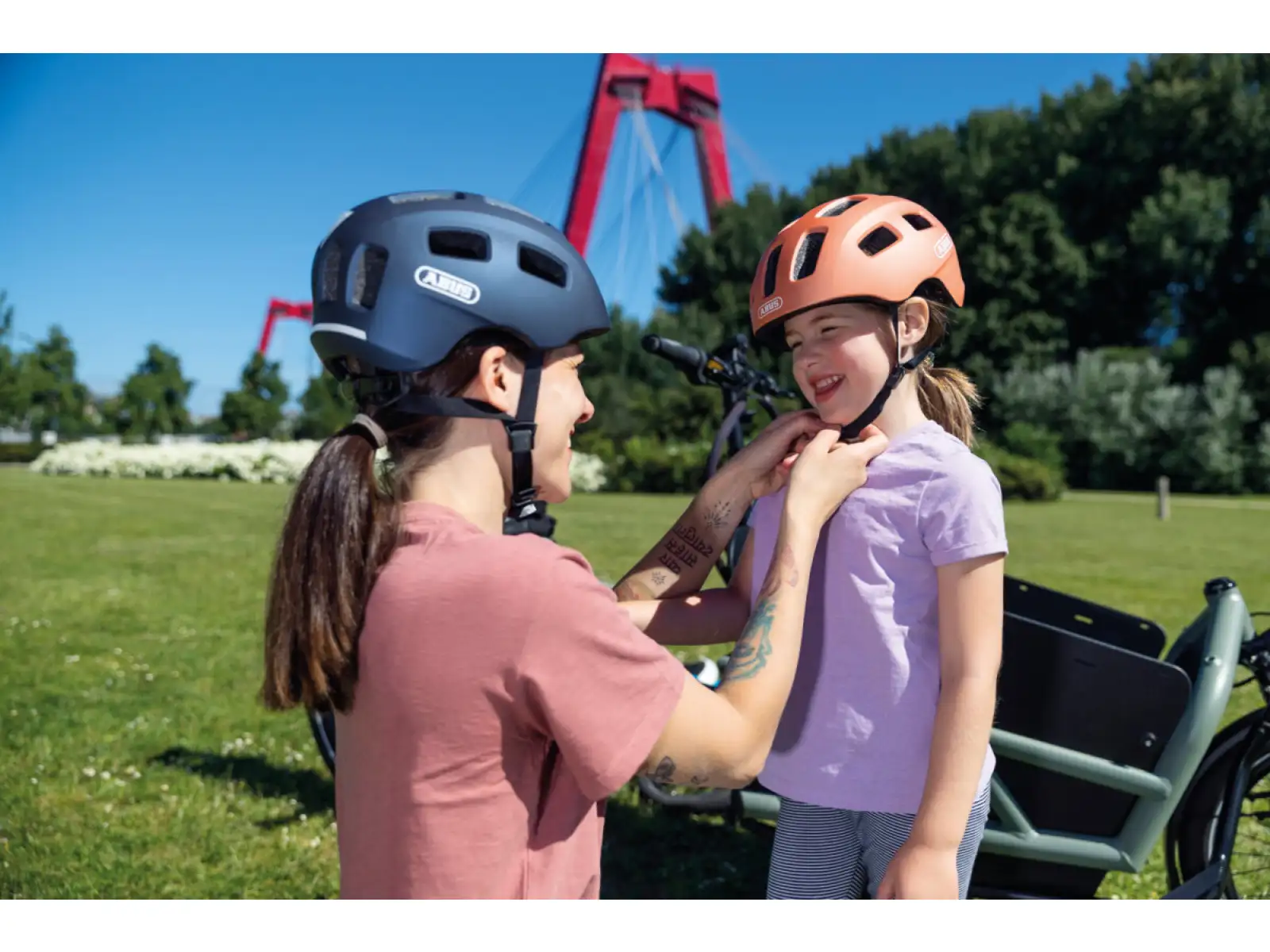 Abus Youn-I 2.0 kids helmet Midnight Blue