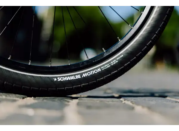 Schwalbe Motion Big Apple E-25 28" trekking wire tire Black Reflex