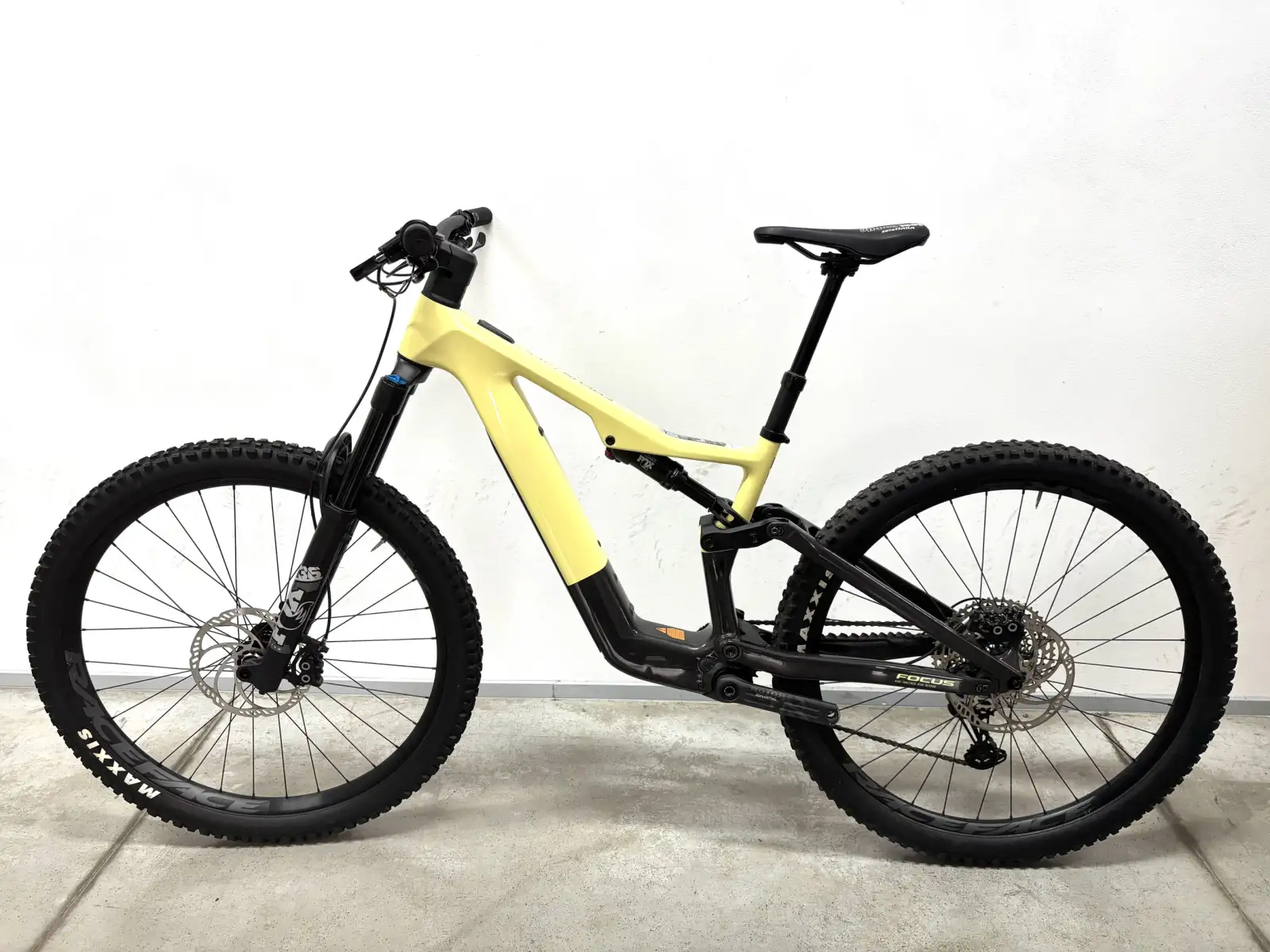 Focus Jam2 SL 8.8 DI 430Wh mountain e-bike Limeyellow/Carbon TEST