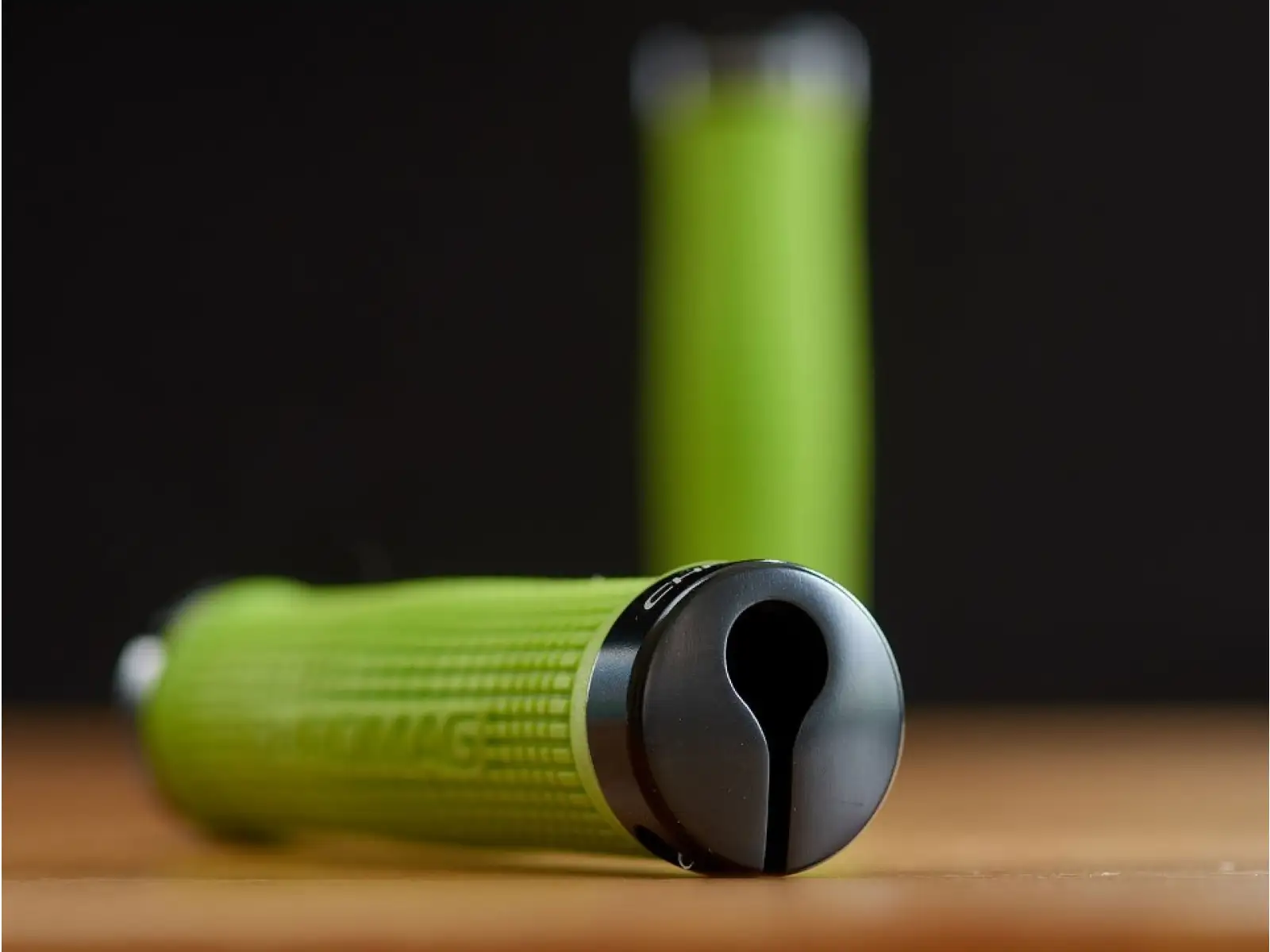 Chromag Squarewave grips green