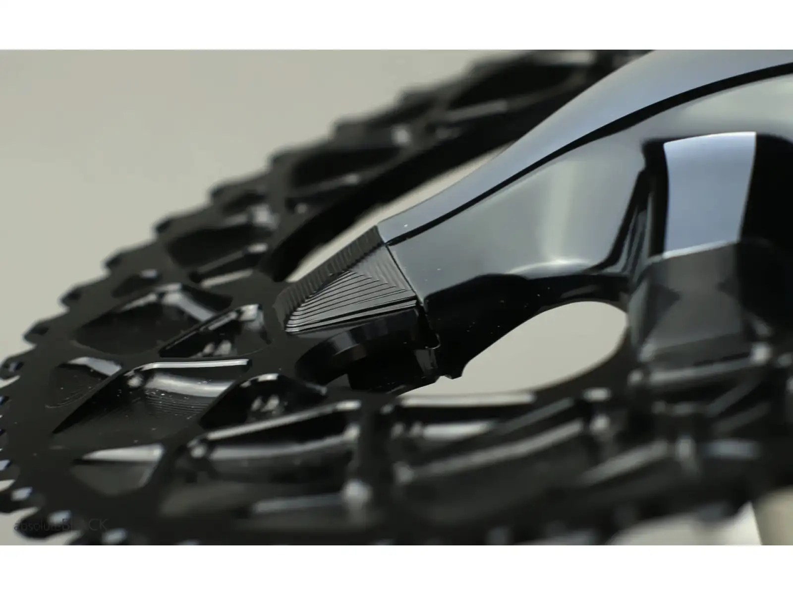 Absolute Black chainring nuts and bolts Ultegra 8000 black