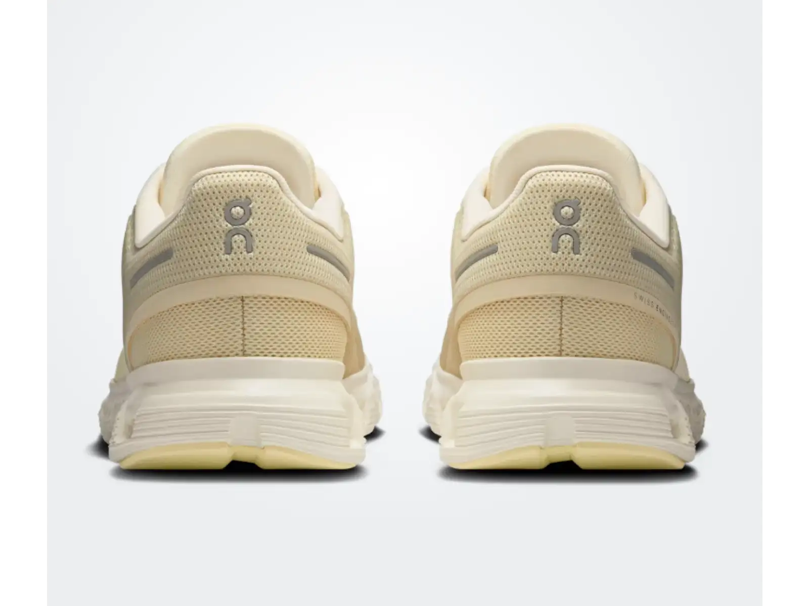 On Cloud 6 women's shoes Castor/Ivory