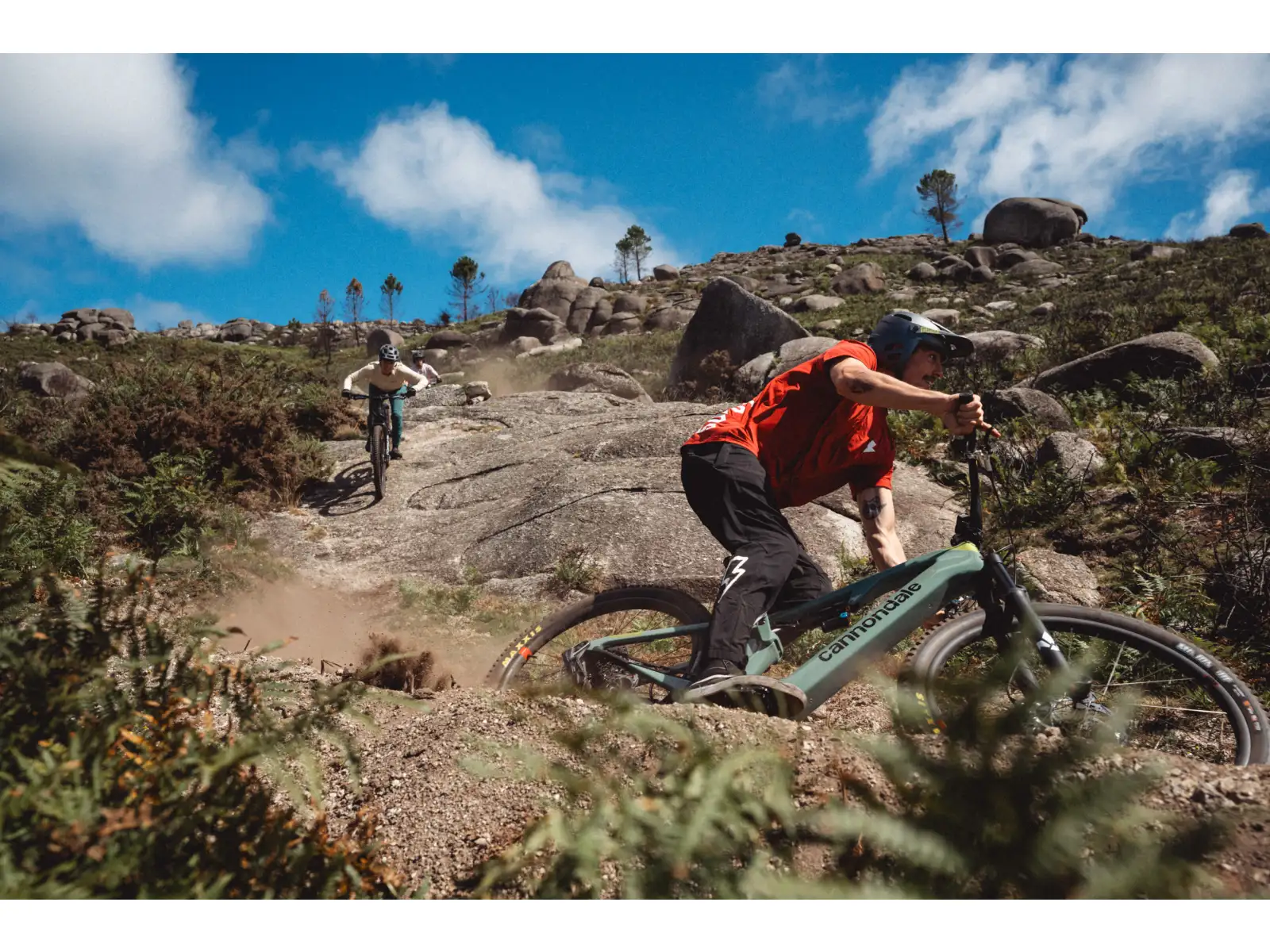 Cannondale Moterra SL Carbon 1 lightweight full-suspension e-bike JDE