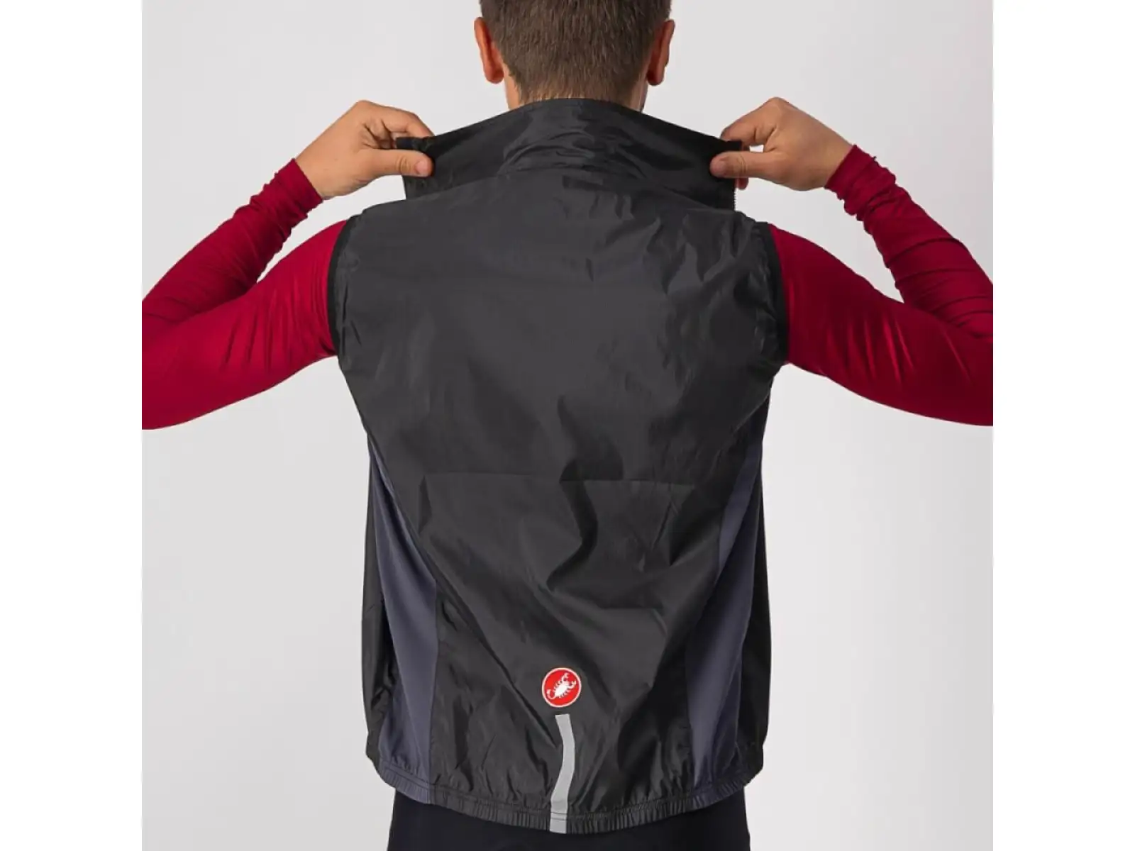 Castelli Squadra Stretch men's vest Light Black/Dark Gray