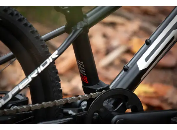 Superior Team 20 Matte Black/Hologram Chrome/Team Red children's bike