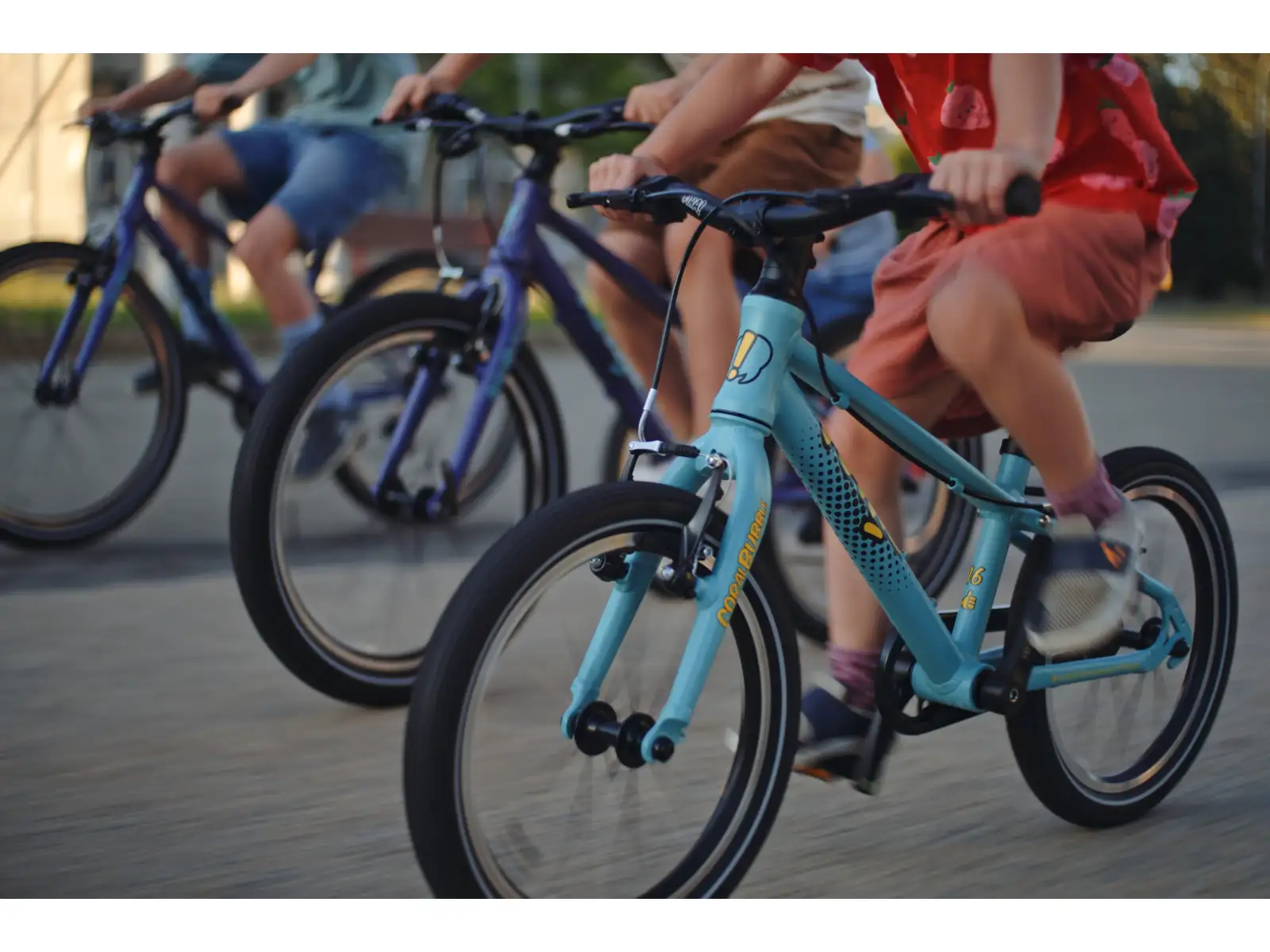 Fíha 16 CoralBubble children's bike blue