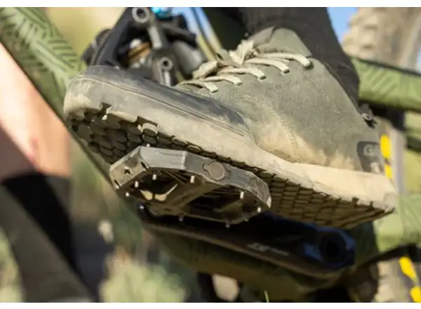Shimano SH-GF400 men's MTB shoes olive