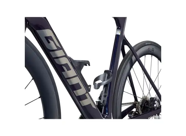 Giant Propel Advanced Pro 0 Di2 road bike black currant