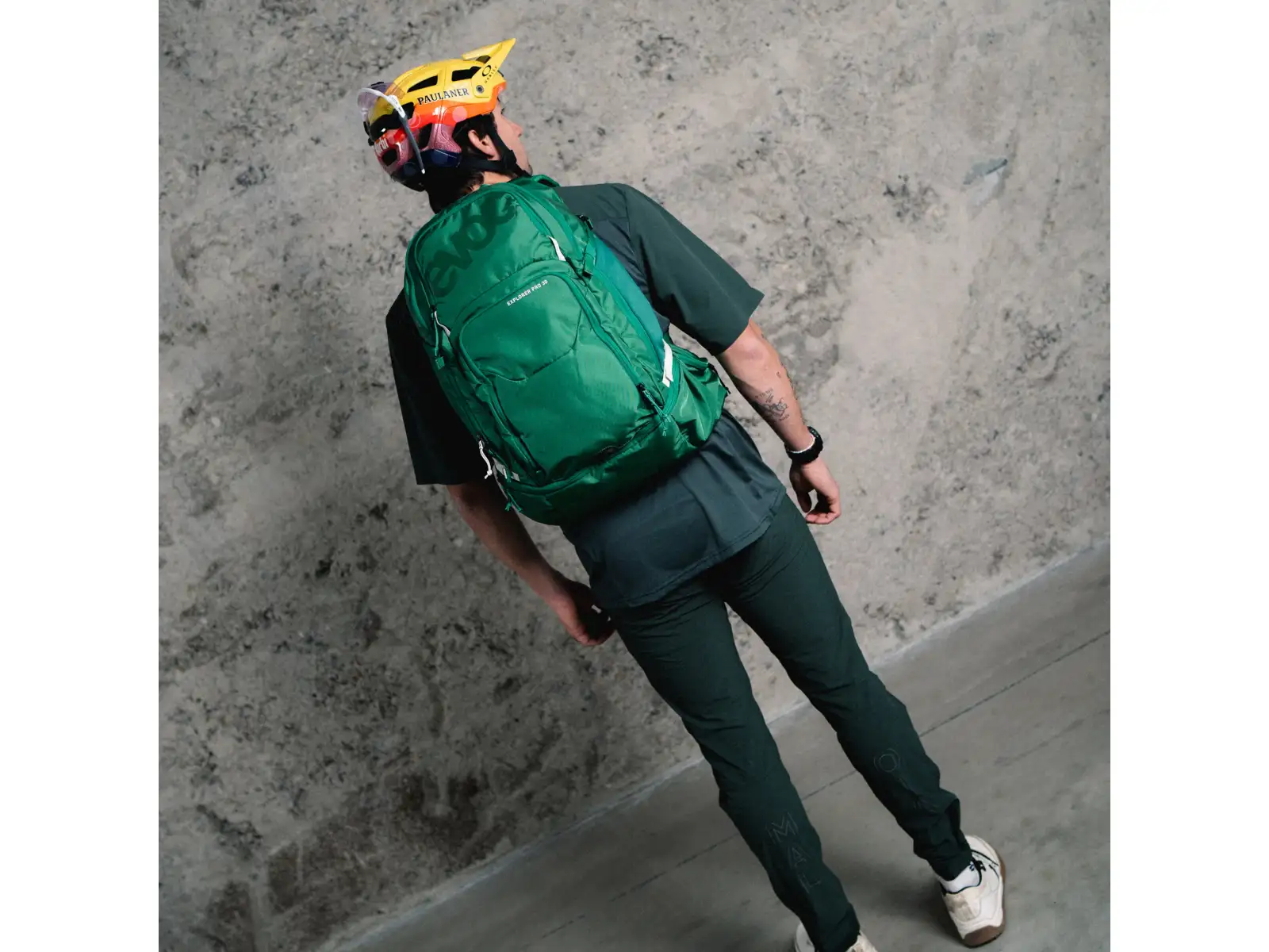 Evoc Explorer Pro 30 backpack Bottle Green