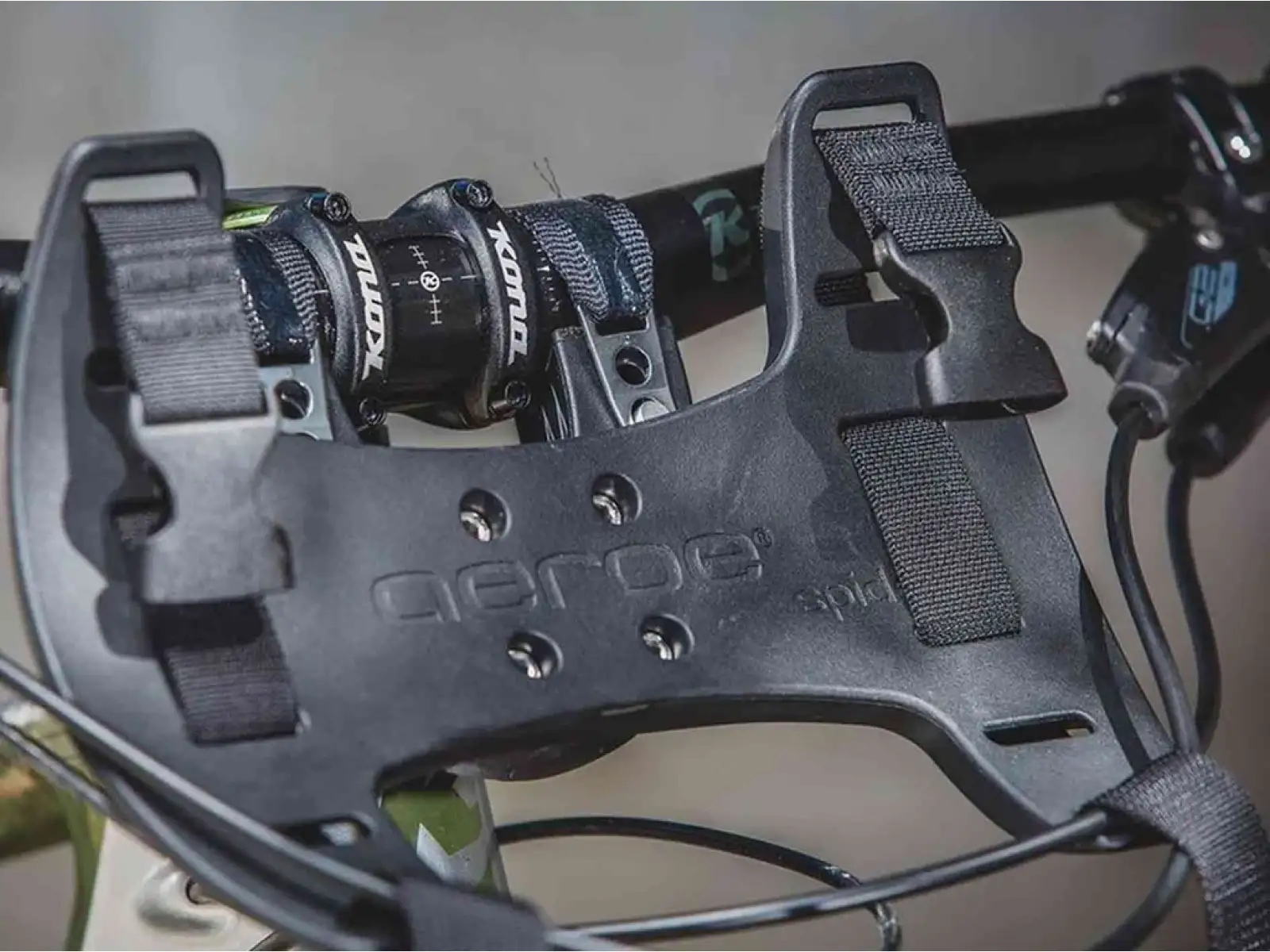 Aeroe Spider rack on handlebars black