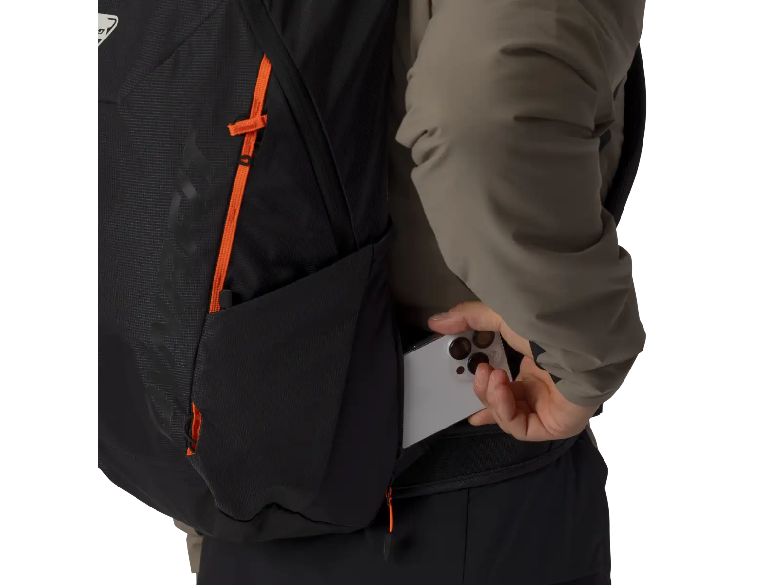 Dynafit Transalper 24 backpack Black Out