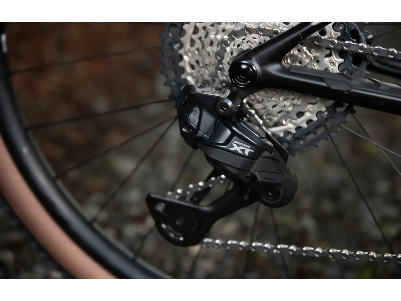 Superior XP 9.8 mountain bike Matte Carbon/Dark Chrome