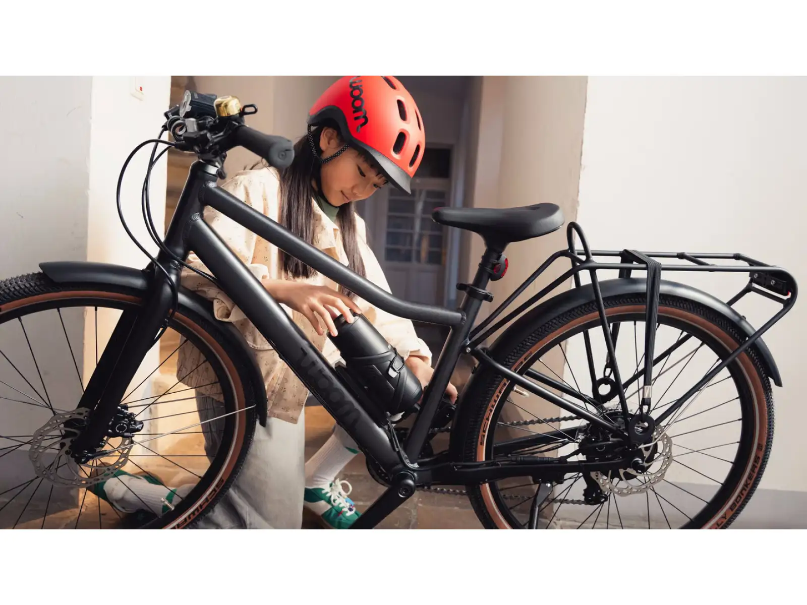 Woom Explore e 5 kids electric bike Graphite Grey