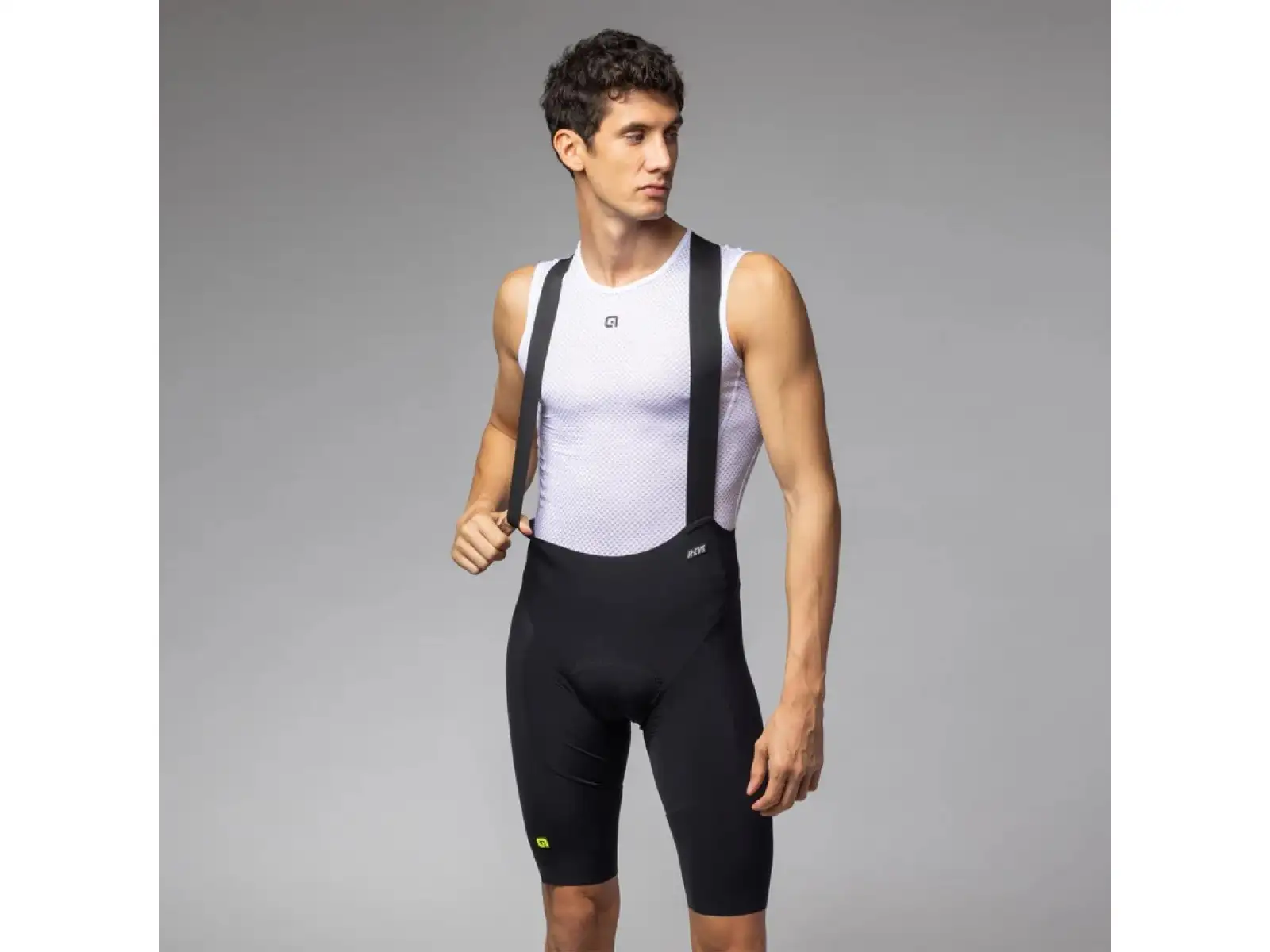 Alé R-EV1 Sprinter men's shorts with pad and braces Black