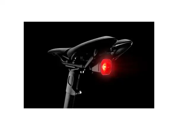 Giant Recon TL 100 rear light USB