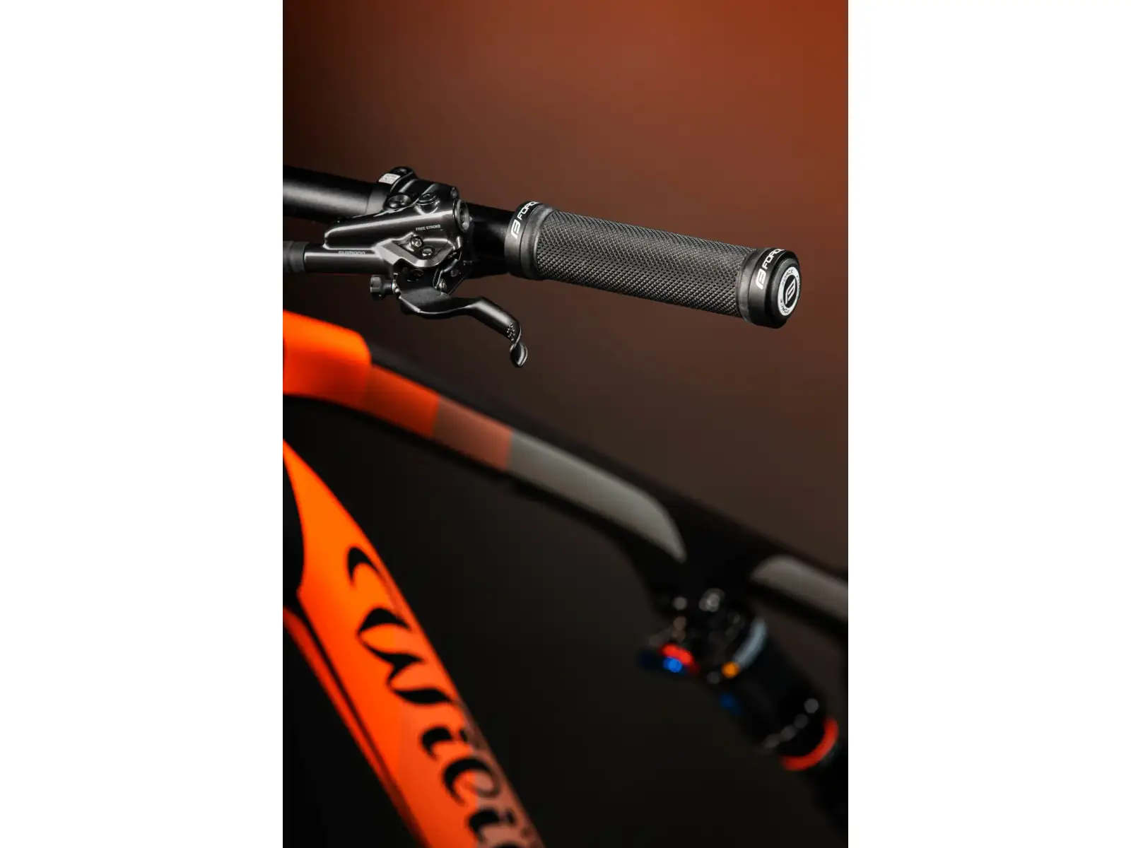 Force rubber grips black secured 128mm