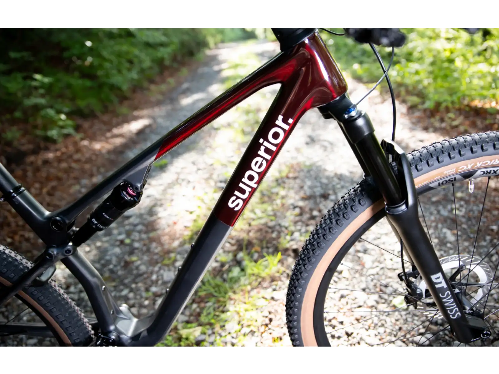 Superior XF 9.6 Team full suspension bike Gloss Carbon/Red Carbon