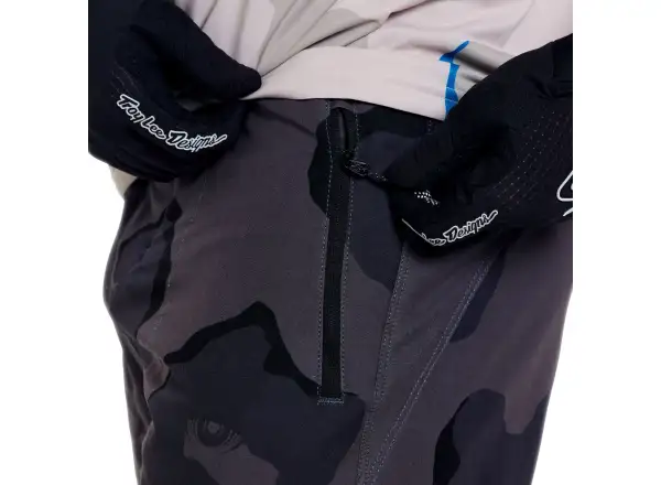 Troy Lee Designs Skyline Pro men's shorts BN3TH Liner Flow Camo Carbon