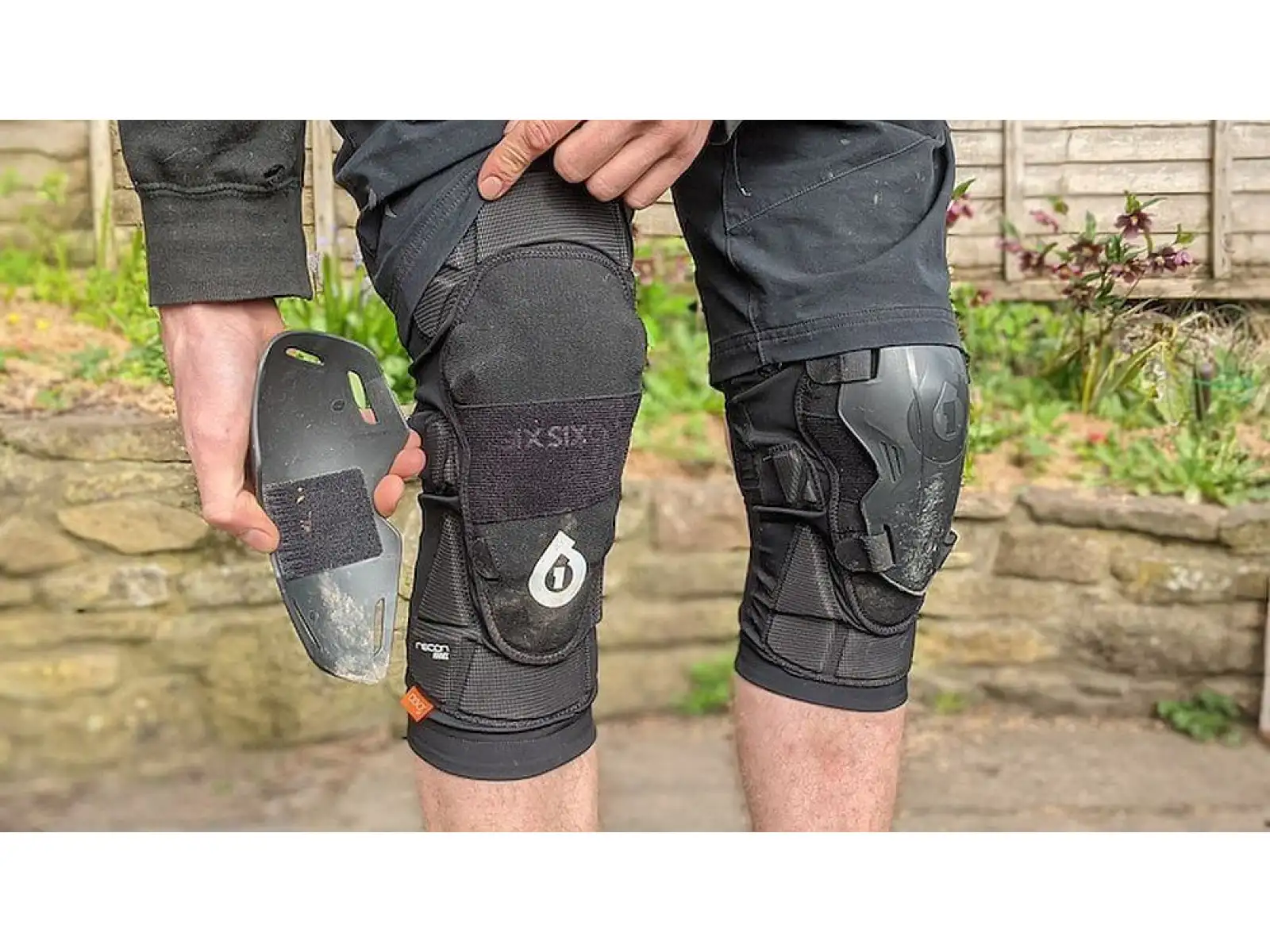 661 Recon Advance knee pads Black