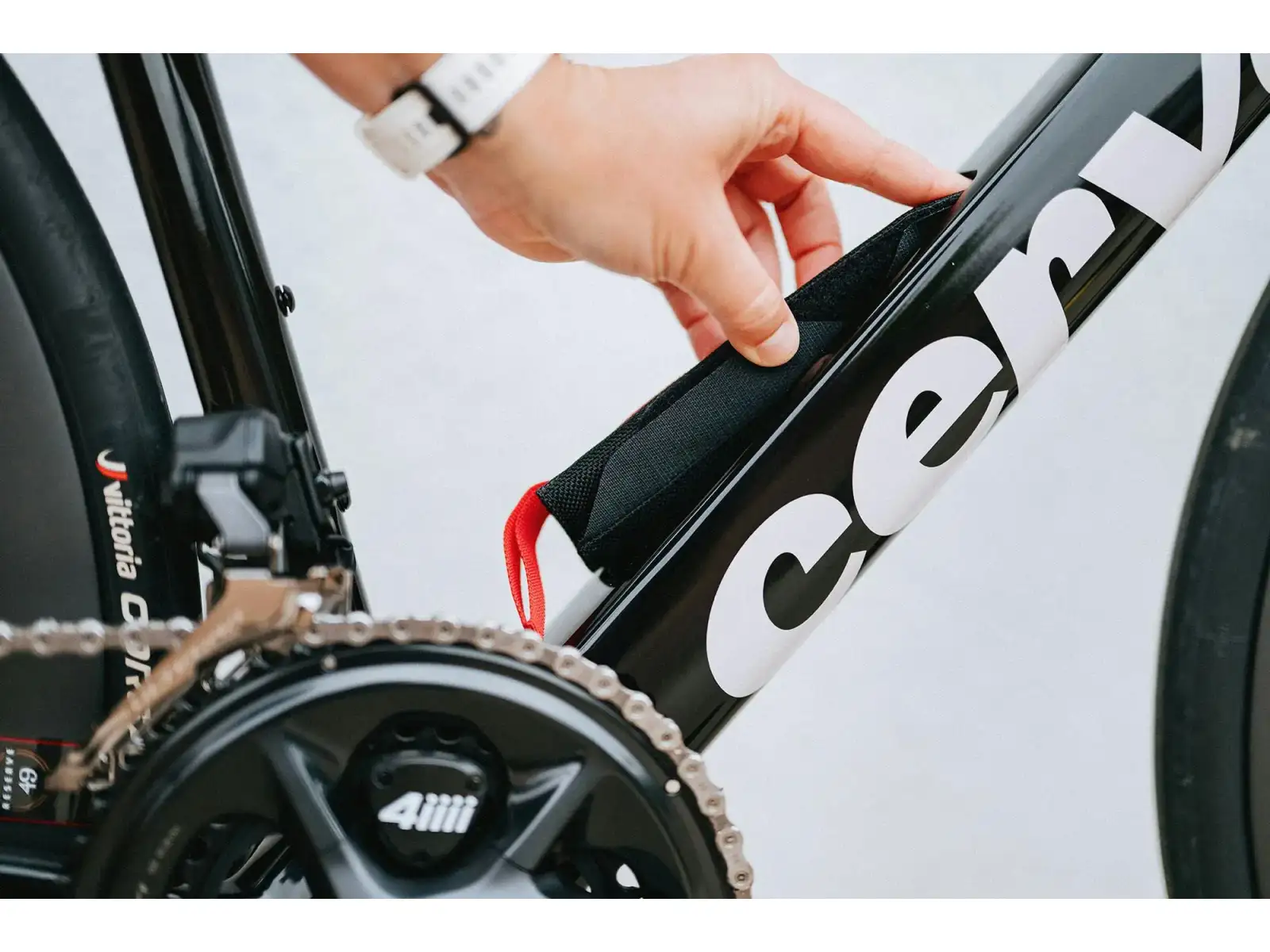 Cervélo Caledonia 5 Red AXS road bike Five Black