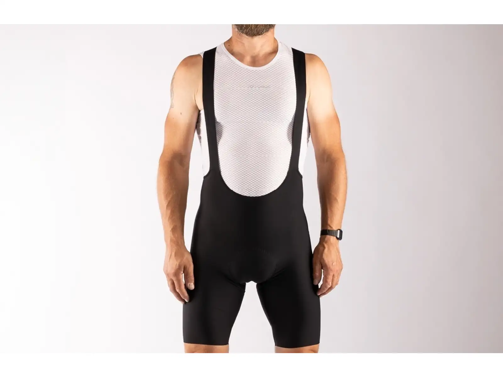 Force Action shorts with braces and padding black
