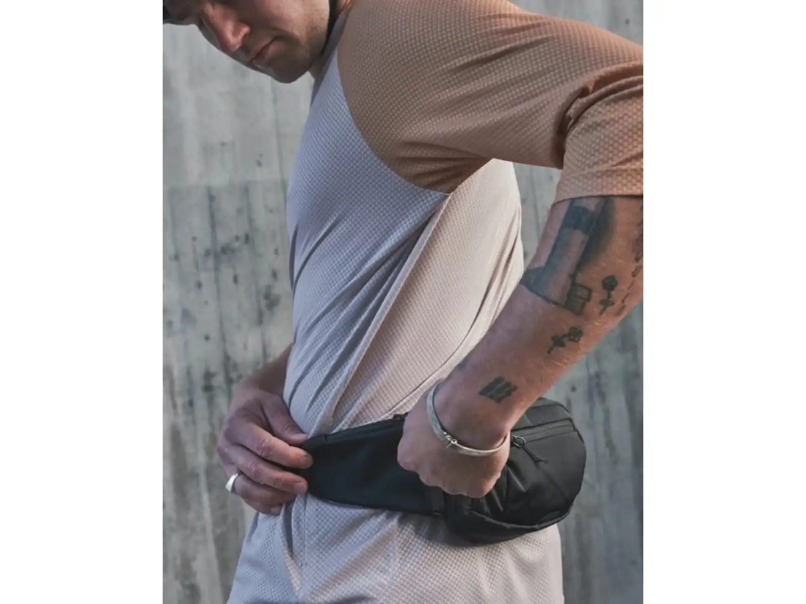 POC Lamina Hip Pack hip bag 2 l Uranium Black