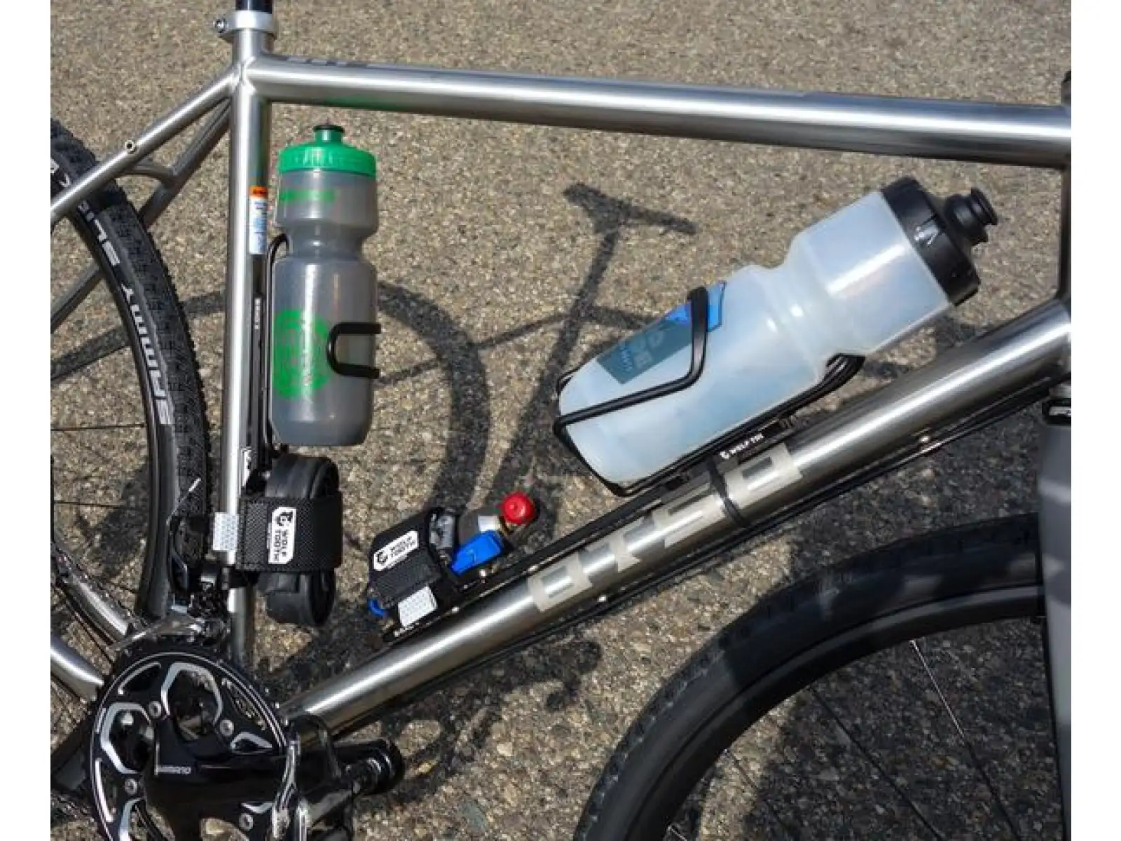 Wolf Tooth B-RAD 4 modular rail for frame